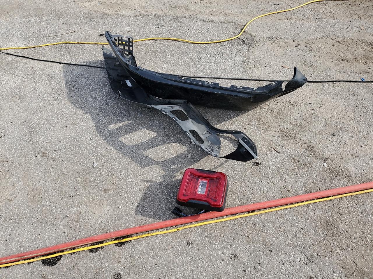 2022 Jeep Wrangler Unlimited Sahara 4Xe VIN: 1C4JJXP61NW270878 Lot: 70310145