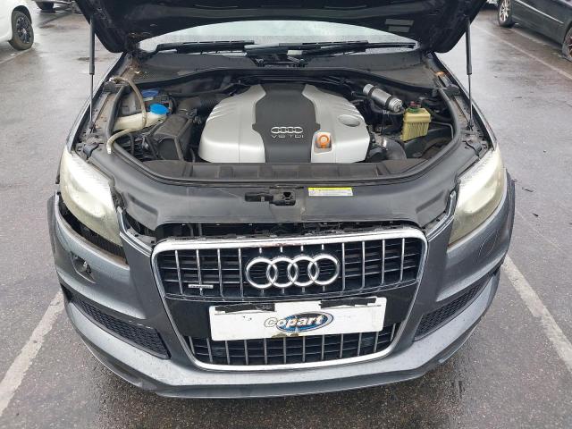 2011 AUDI Q7 S LINE