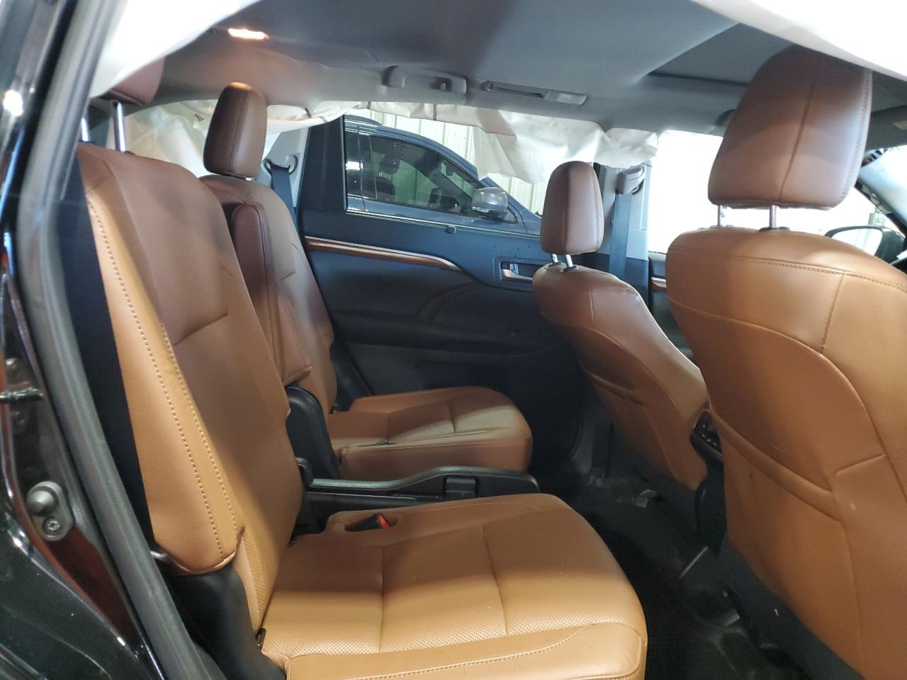 2019 Toyota Highlander Limited VIN: 5TDDZRFH3KS984432 Lot: 70062115