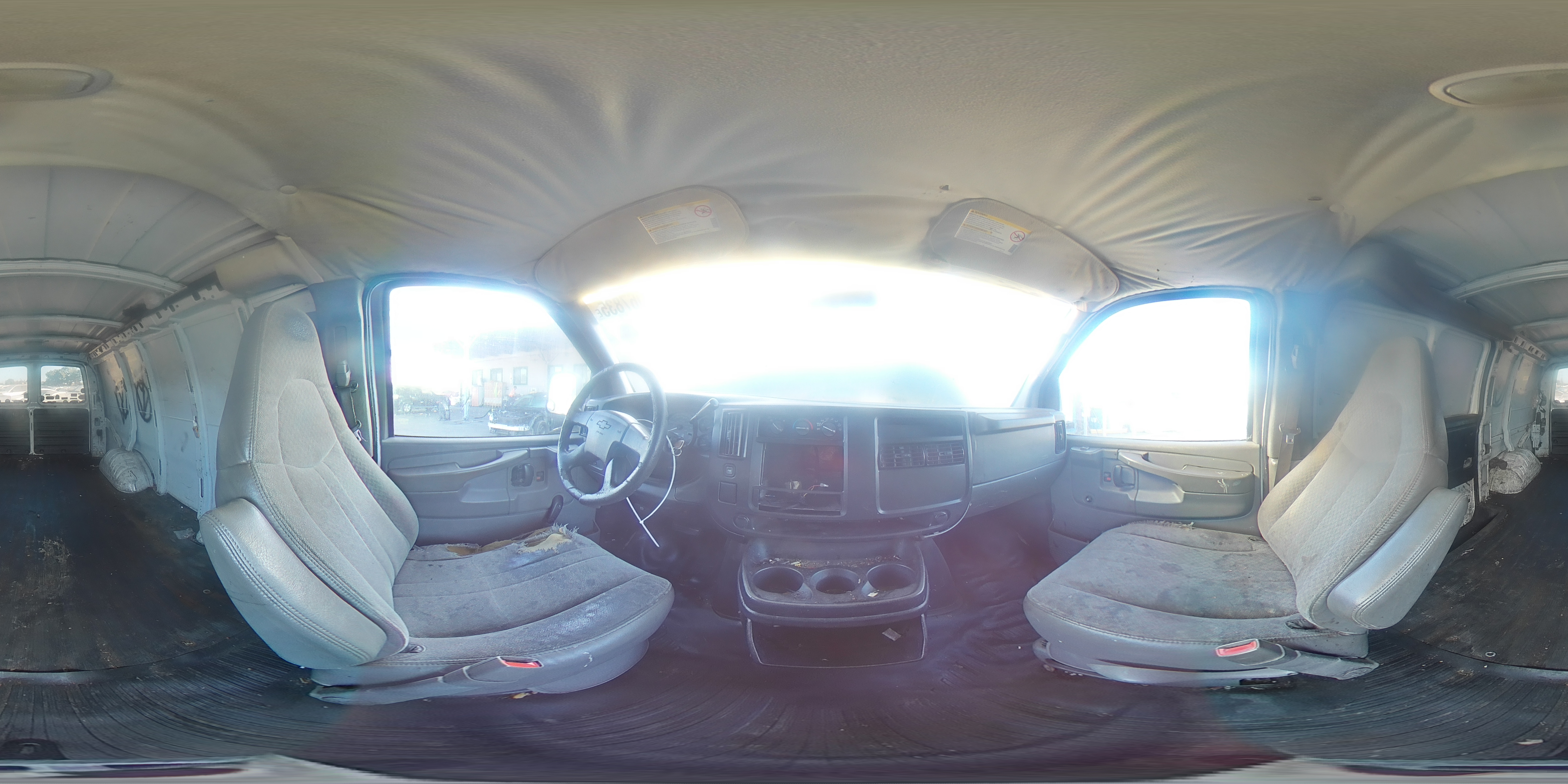 2004 Chevrolet Express G1500 VIN: 1GCEG15X541138226 Lot: 69067835