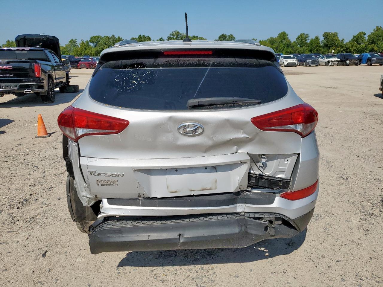 2016 Hyundai Tucson Limited VIN: KM8J33A40GU106851 Lot: 69373965