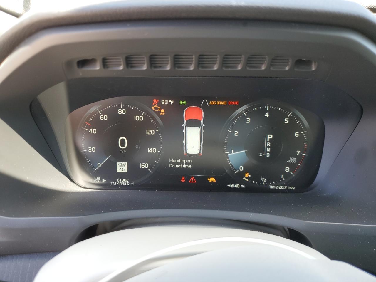 2020 Volvo Xc90 T5 Momentum VIN: YV4102CK7L1611295 Lot: 70547065