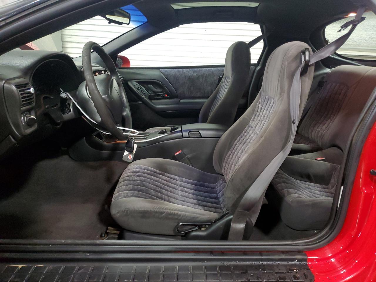 2000 Chevrolet Camaro VIN: 2G1FP22K8Y2111575 Lot: 68168135