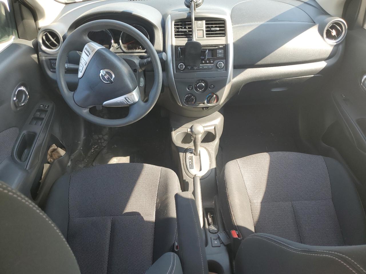 2016 Nissan Versa S VIN: 3N1CN7AP4GL824554 Lot: 68885715