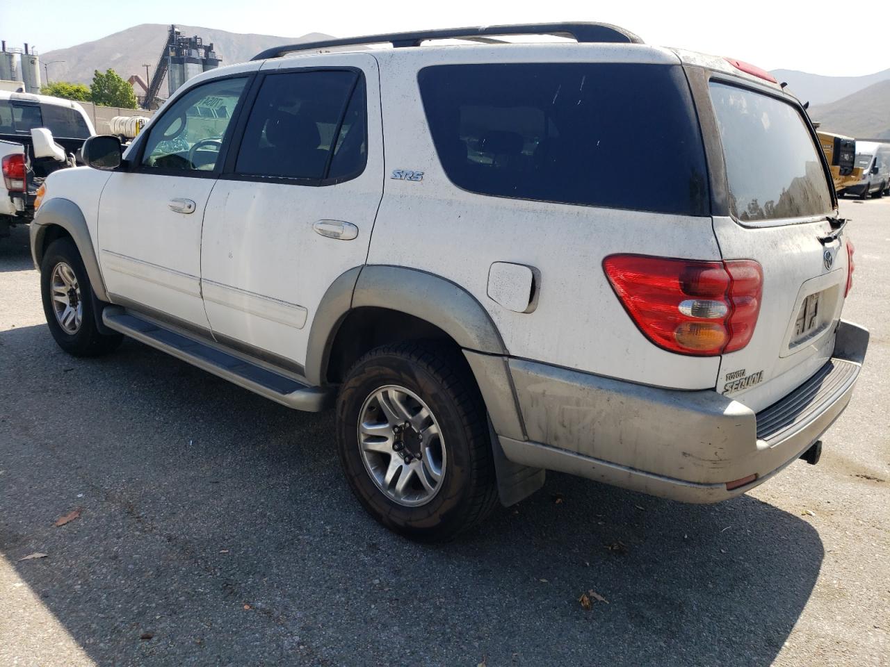 2004 Toyota Sequoia Sr5 white null gas 5TDZT34A04S229591 photo #3