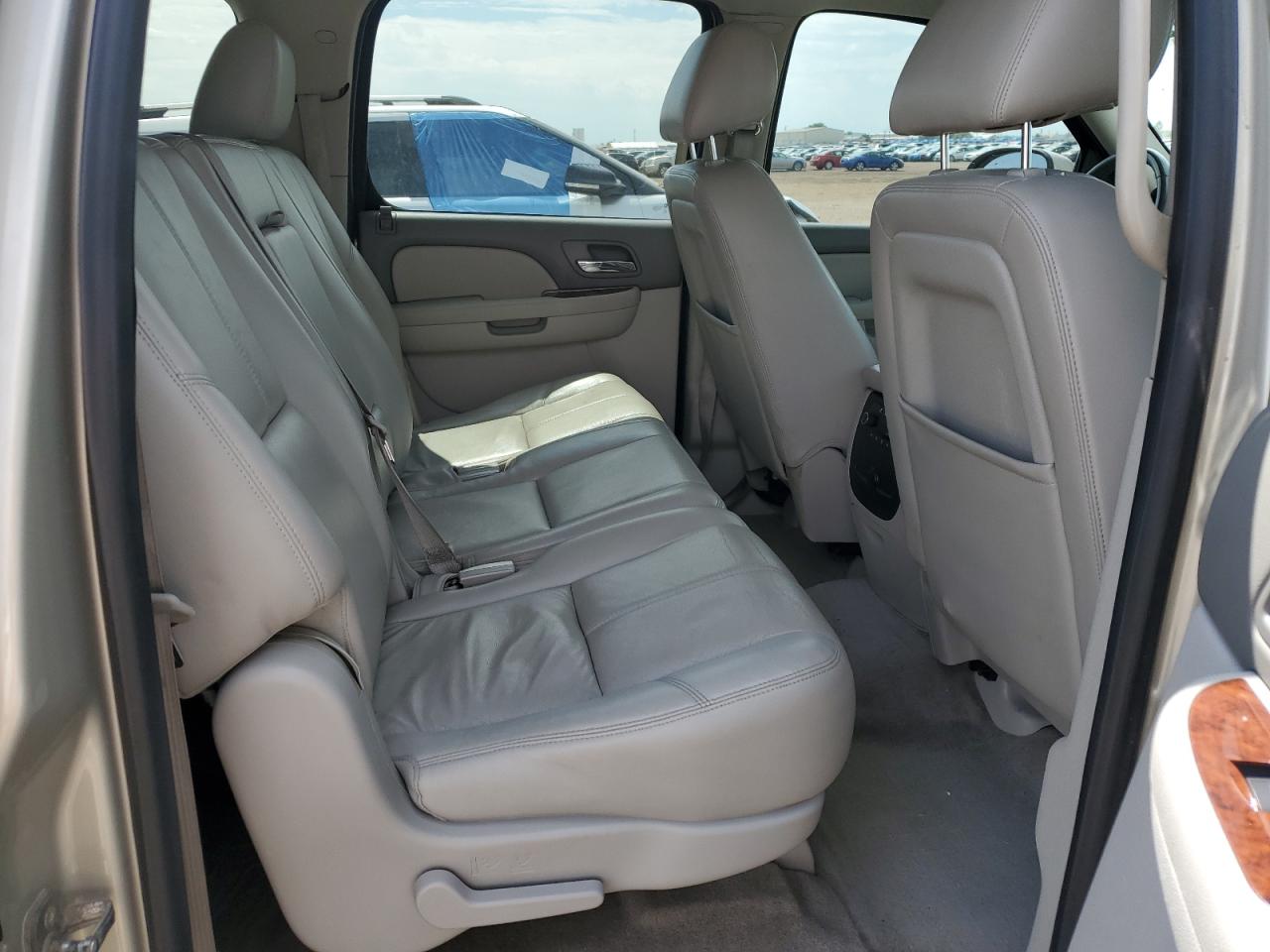 2014 GMC Yukon Xl K1500 Slt VIN: 1GKS2KE7XER214263 Lot: 71121415