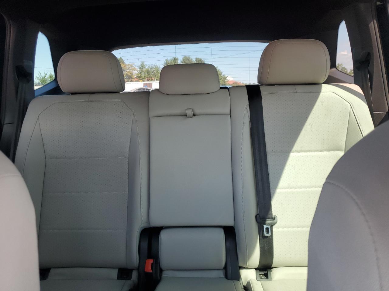 2019 Volkswagen Tiguan Se VIN: 3VV2B7AX6KM190542 Lot: 70150115