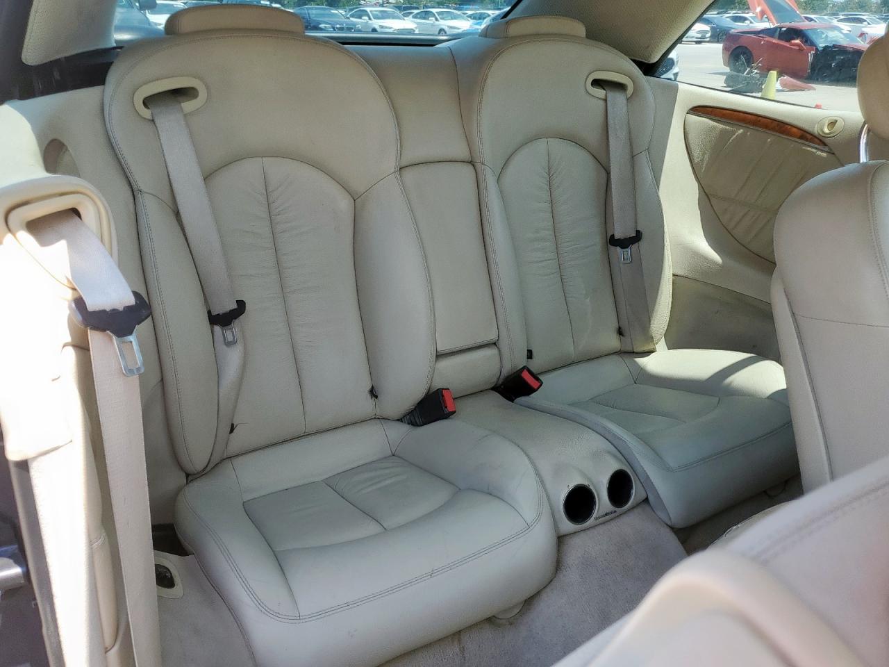 WDBTK56FX9T109978 2009 Mercedes-Benz Clk 350