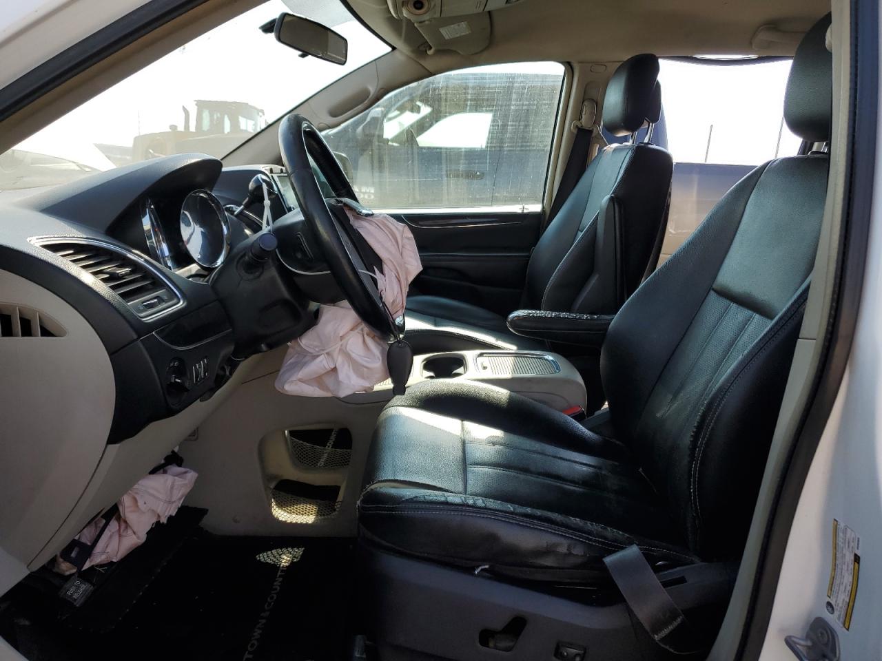 2016 Chrysler Town & Country Touring L VIN: 2C4RC1CG1GR282825 Lot: 70522865