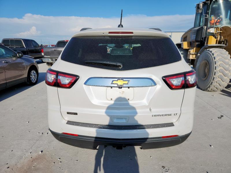  CHEVROLET TRAVERSE 2016 Белы