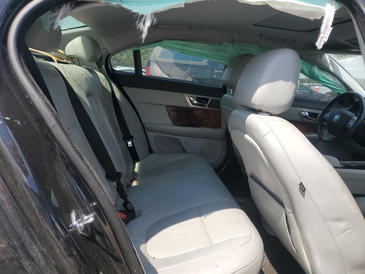 2010 Jaguar Xf Premium VIN: SAJWA0GB5ALR59362 Lot: 69483495