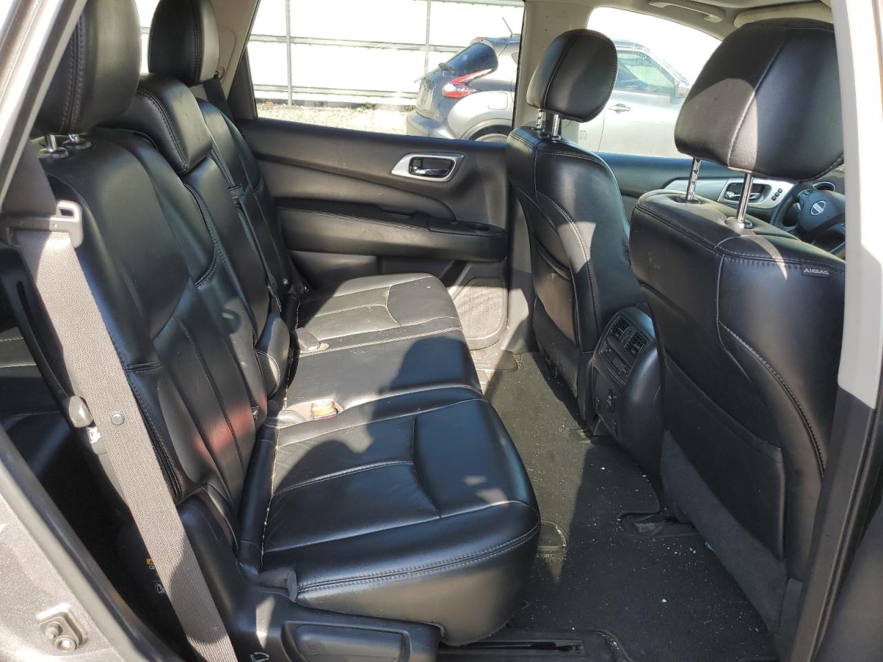 2017 Nissan Pathfinder S VIN: 5N1DR2MM8HC683460 Lot: 68386725