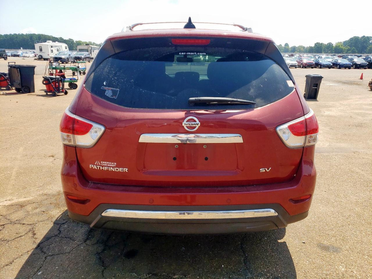 2015 Nissan Pathfinder S VIN: 5N1AR2MN3FC631811 Lot: 68503365