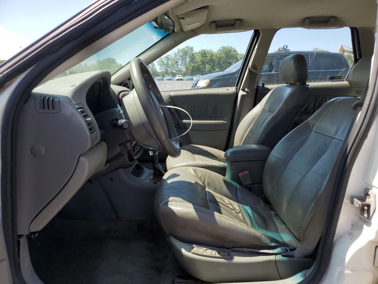 2002 Saturn Lw300 VIN: 1G8JW84R32Y556246 Lot: 68365775