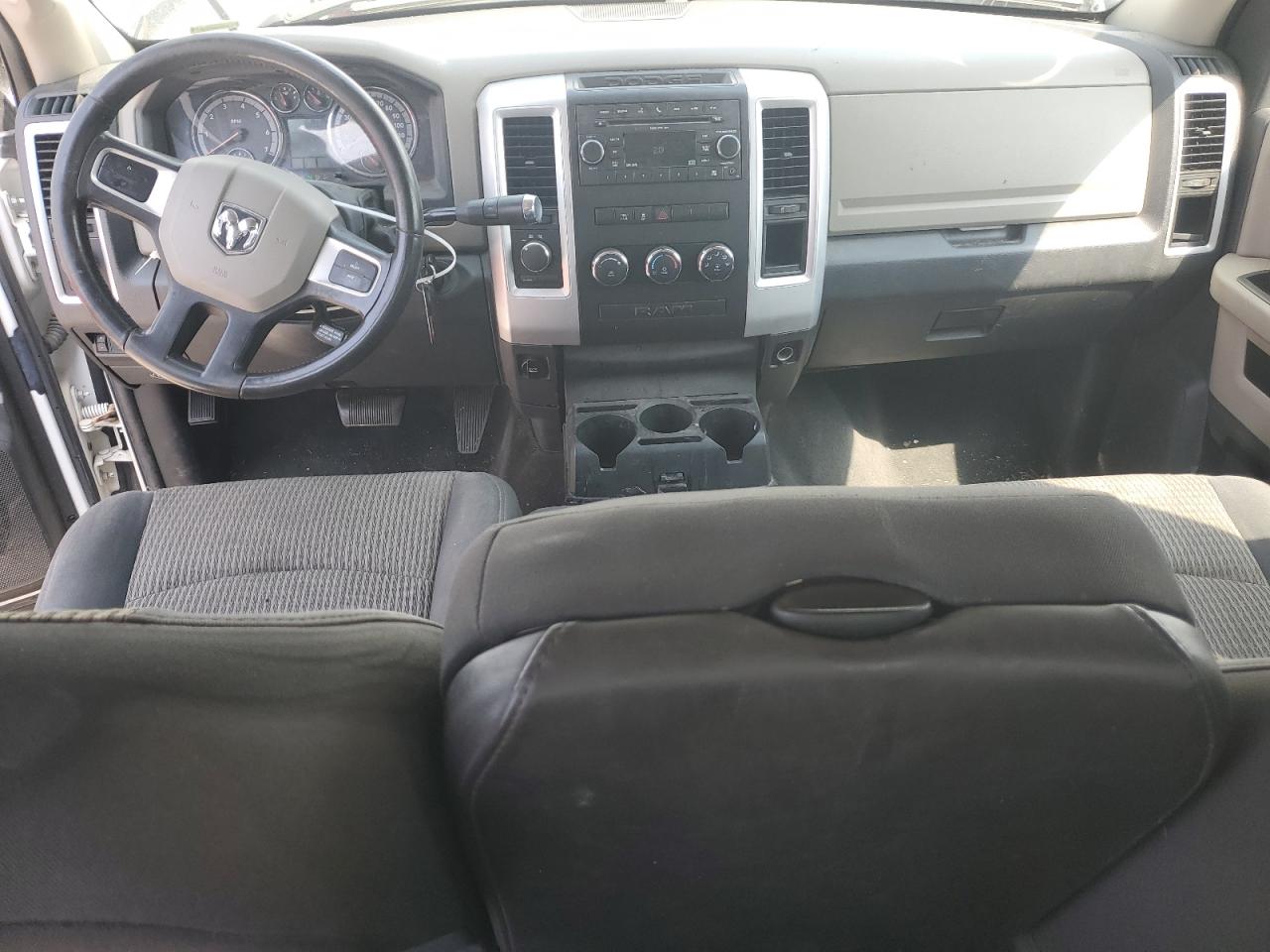 2010 Dodge Ram 1500 VIN: 1D7RV1CT9AS212072 Lot: 68104325