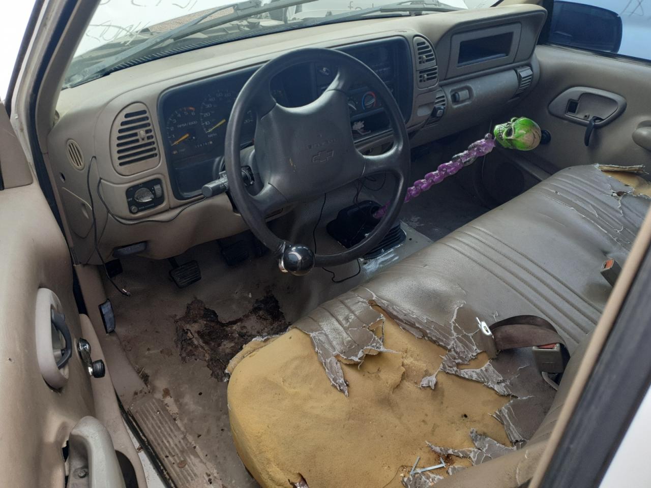 1998 Chevrolet Gmt-400 C2500 VIN: 1GCGC24R6WZ199537 Lot: 71001845