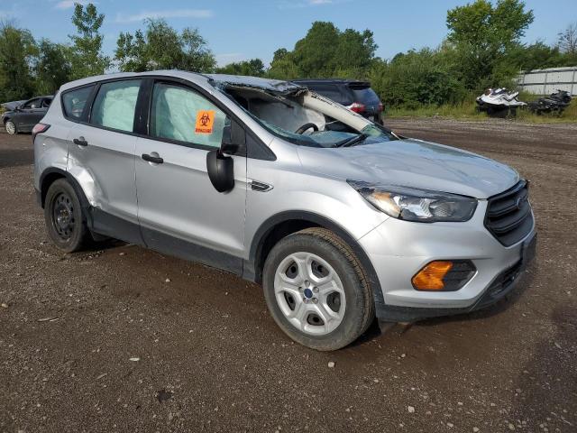  FORD ESCAPE 2018 Серебристый