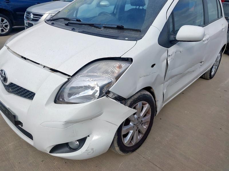 2011 TOYOTA YARIS T SPIRIT VVT-I 