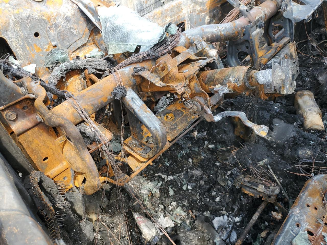 2013 Dodge Journey Se VIN: 3C4PDCAB6DT557976 Lot: 68436755