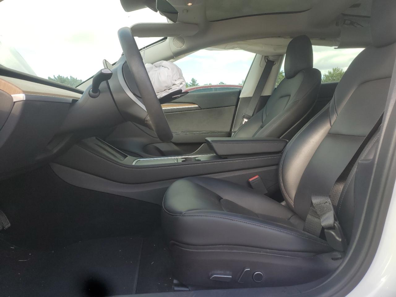 2022 Tesla Model 3 VIN: 5YJ3E1EB1NF323285 Lot: 69807695