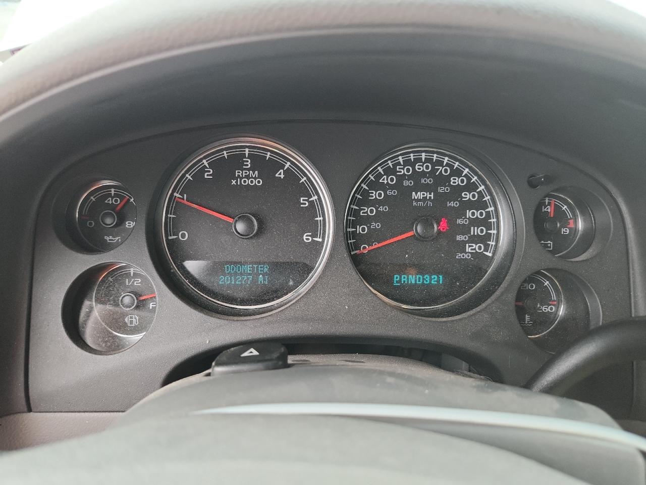 2007 Chevrolet Suburban K1500 VIN: 1GNFK163X7J207874 Lot: 70390645