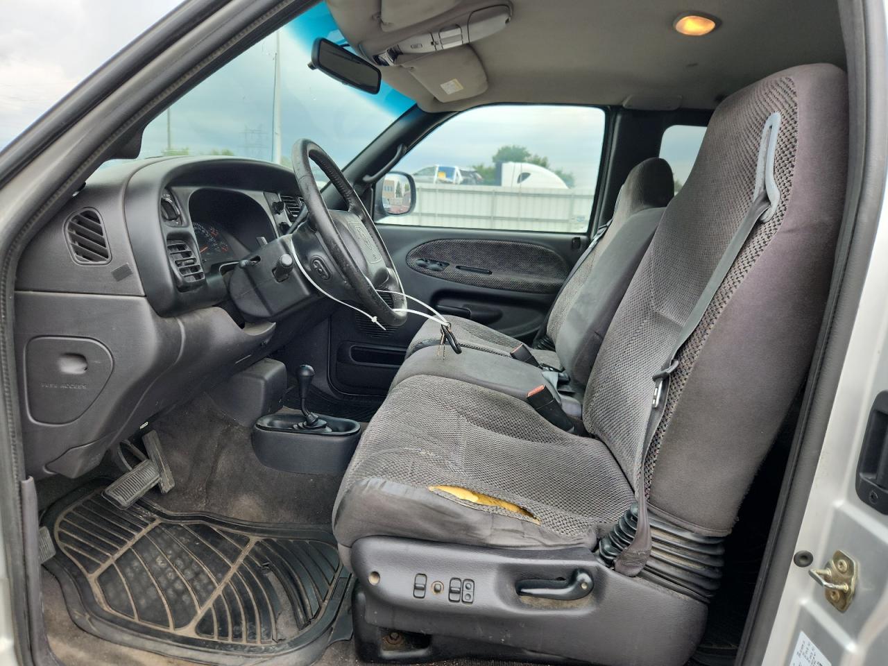 2001 Dodge Ram 1500 VIN: 3B7HF13Z81G715333 Lot: 70058645