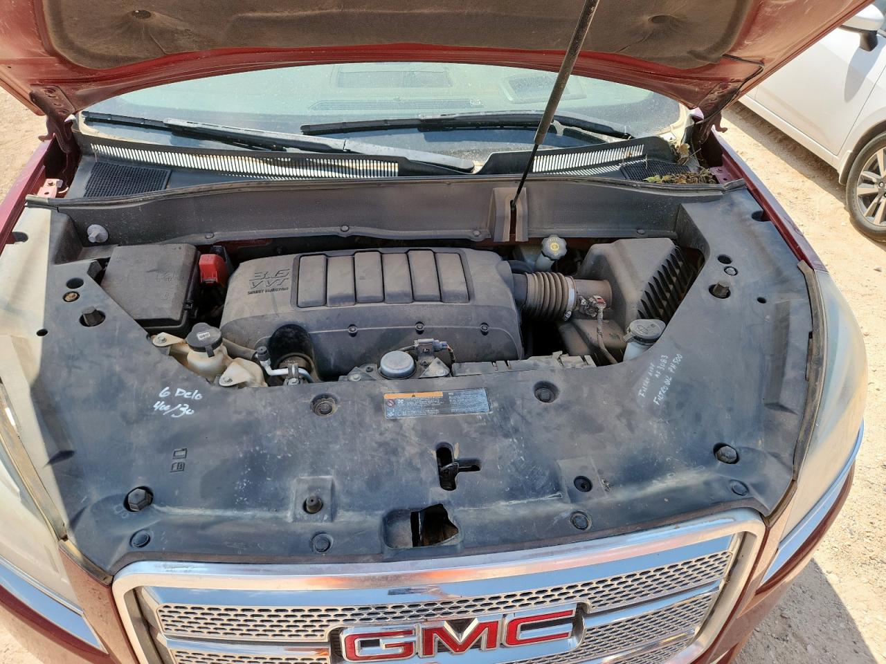 2015 GMC Acadia Denali VIN: 1GKKRTKD0FJ165571 Lot: 71052735