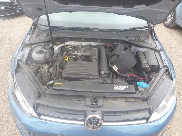 2013 VOLKSWAGEN GOLF SE BL
