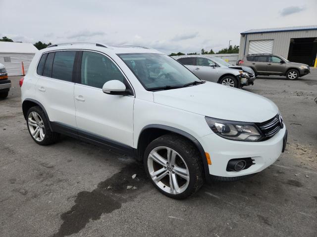 Паркетники VOLKSWAGEN TIGUAN 2016 Белы