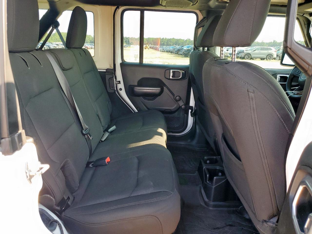 2019 Jeep Wrangler Unlimited Sport VIN: 1C4HJXDG8KW648492 Lot: 69660505