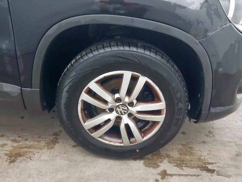 2012 VOLKSWAGEN TIGUAN S T