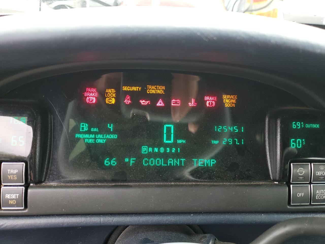 1998 Cadillac Deville VIN: 1G6KD54Y7WU789892 Lot: 69492005