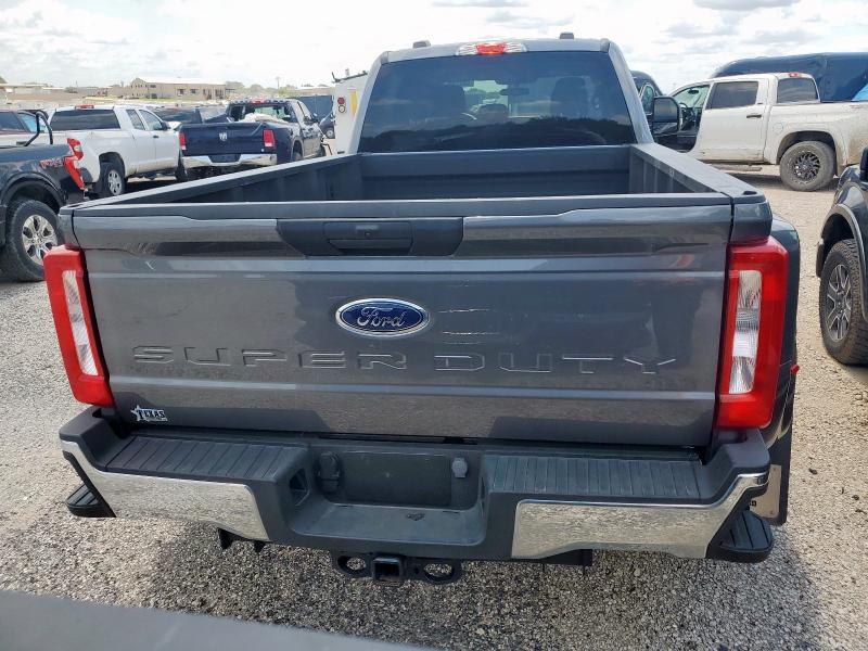  FORD F350 2024 Gray