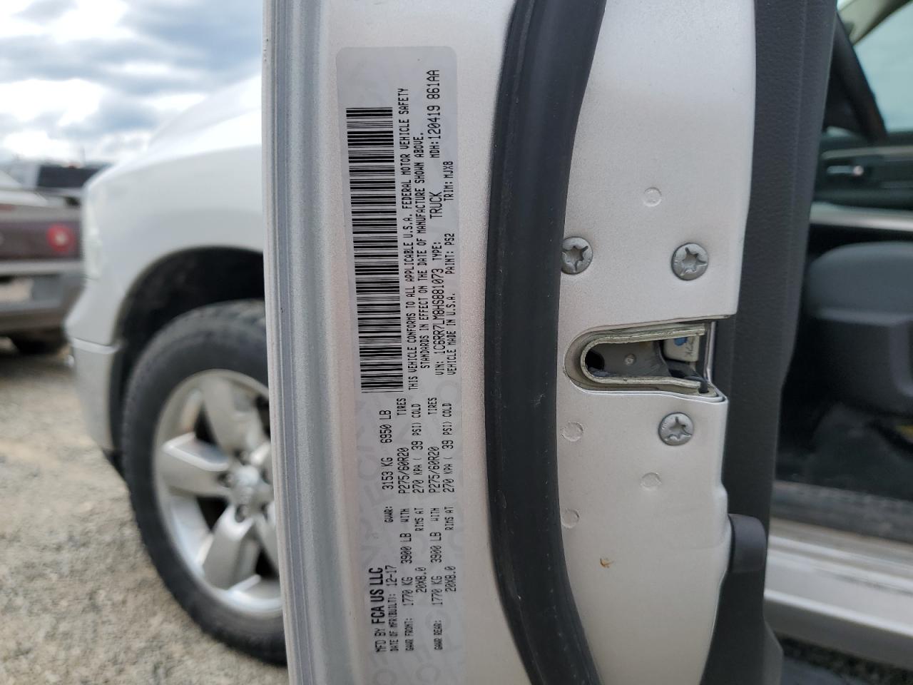 2017 Ram 1500 Slt VIN: 1C6RR7LM8HS881073 Lot: 70153025