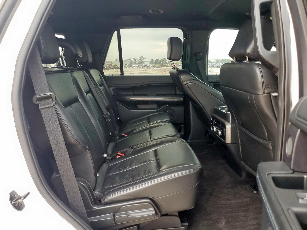 2019 Ford Expedition Xlt VIN: 1FMJU1HT1KEA76874 Lot: 69146075
