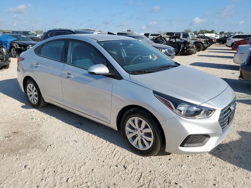  HYUNDAI ACCENT 2022 Srebrny