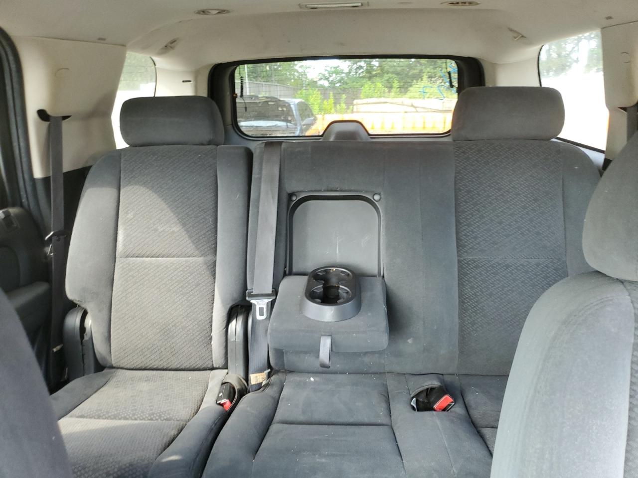 2008 GMC Yukon VIN: 1GKFC13068R152735 Lot: 70602245