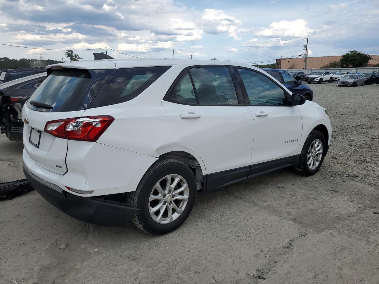 2018 Chevrolet Equinox Ls VIN: 2GNAXREV9J6326999 Lot: 70911225