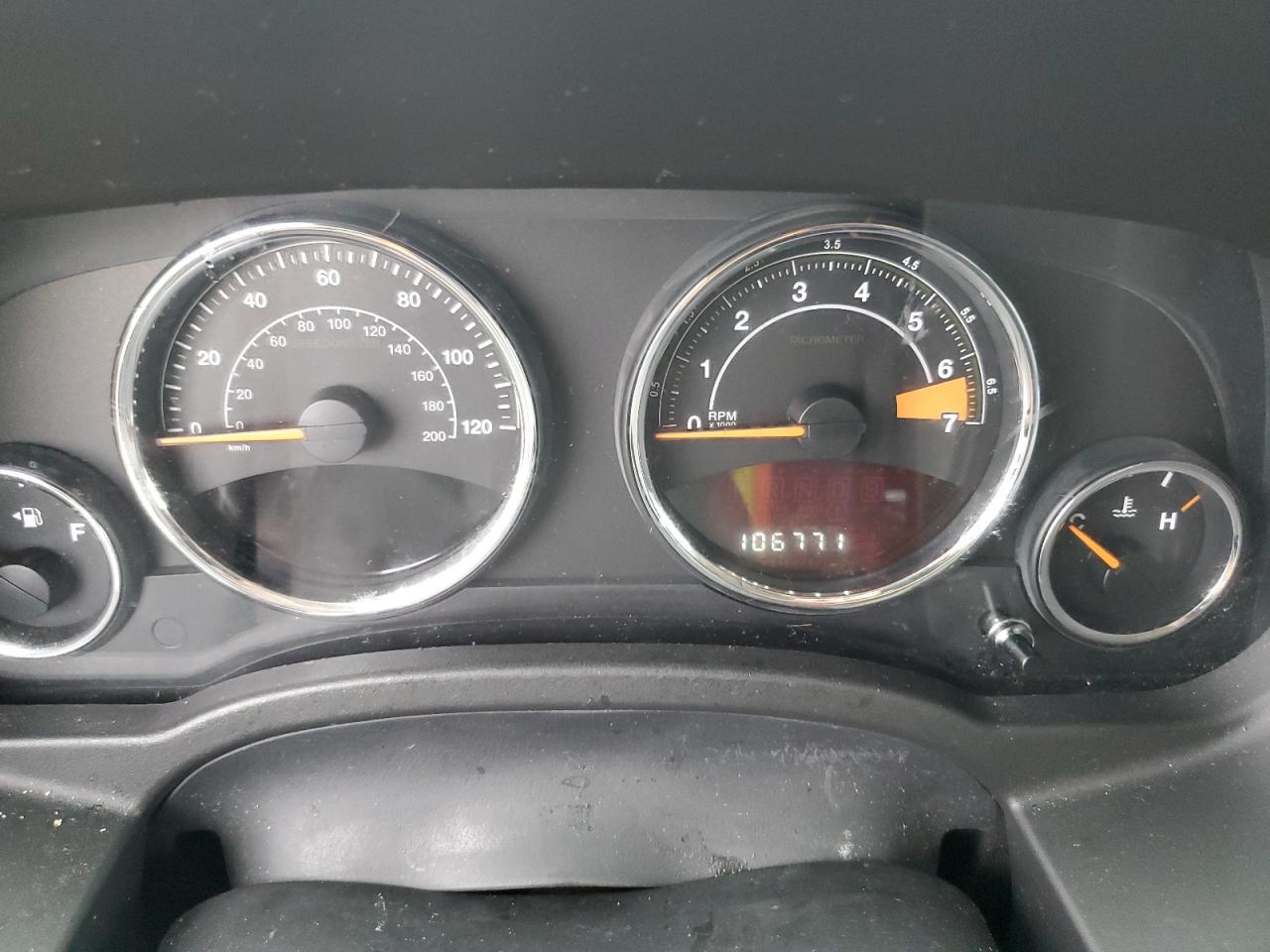 2016 Jeep Compass Latitude VIN: 1C4NJDEB4GD802722 Lot: 69377815