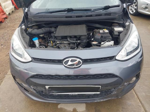 2016 HYUNDAI I10 SE BLU