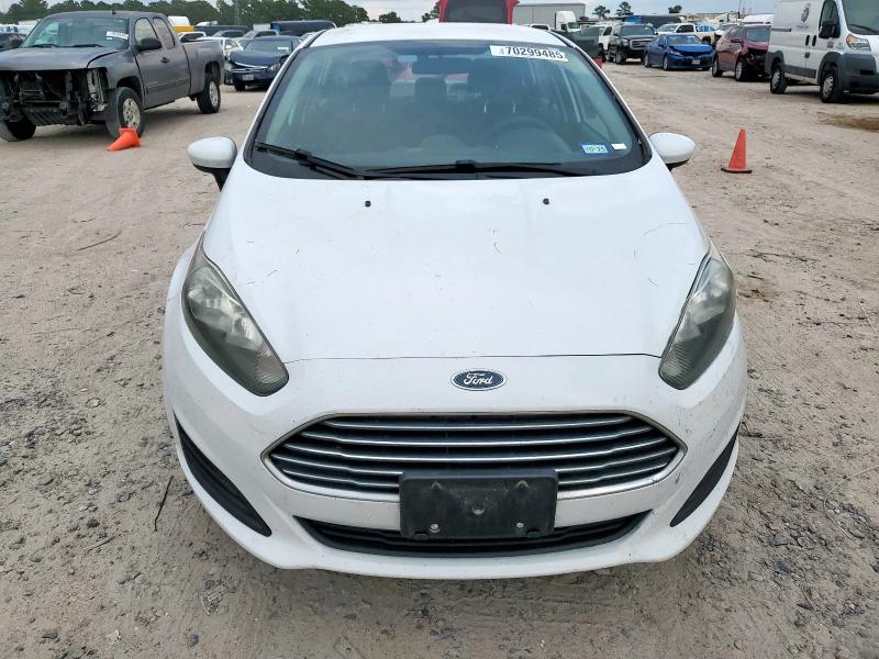  FORD FIESTA 2019 Белы