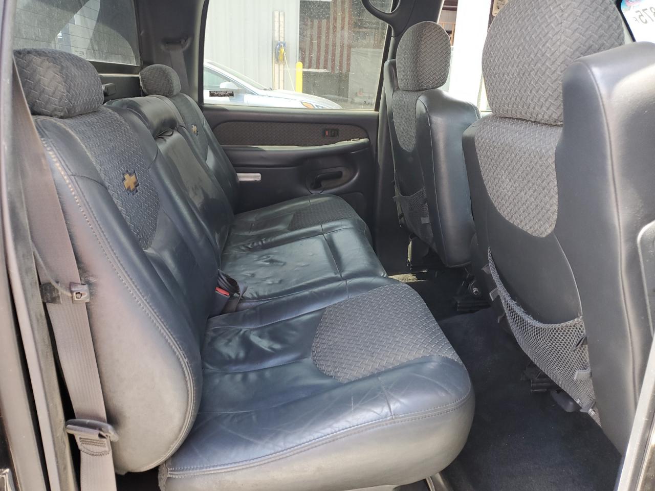 2002 Chevrolet Avalanche K1500 VIN: 3GNEK13T72G154237 Lot: 70371875