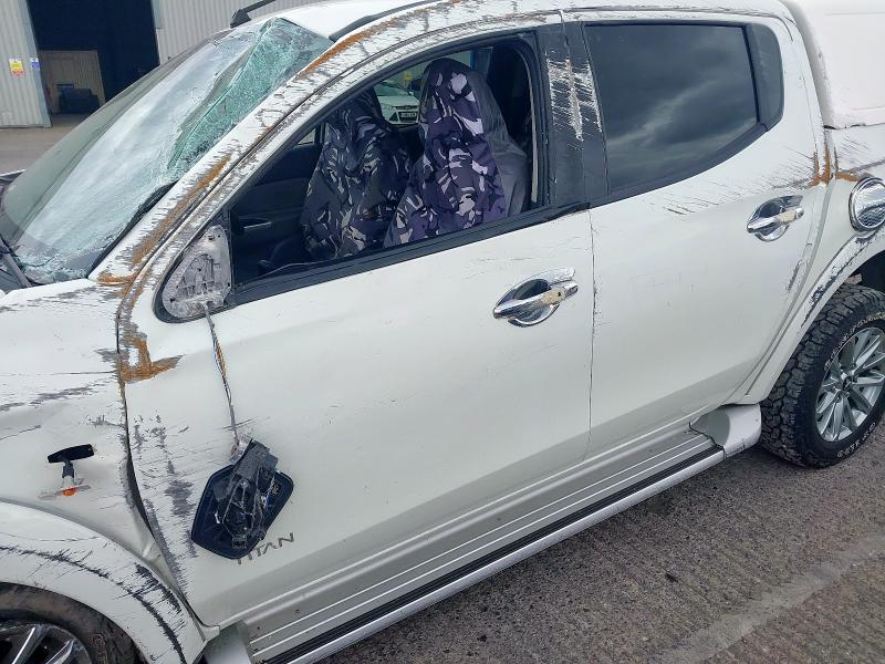 2017 MITSUBISHI L200 DOUBLE CAB DI-D 178 TITAN 4WD