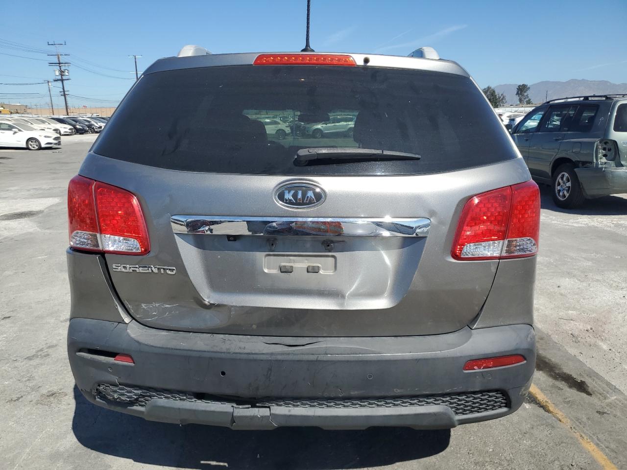 2013 Kia Sorento Lx VIN: 5XYKTCA61DG332730 Lot: 69506035
