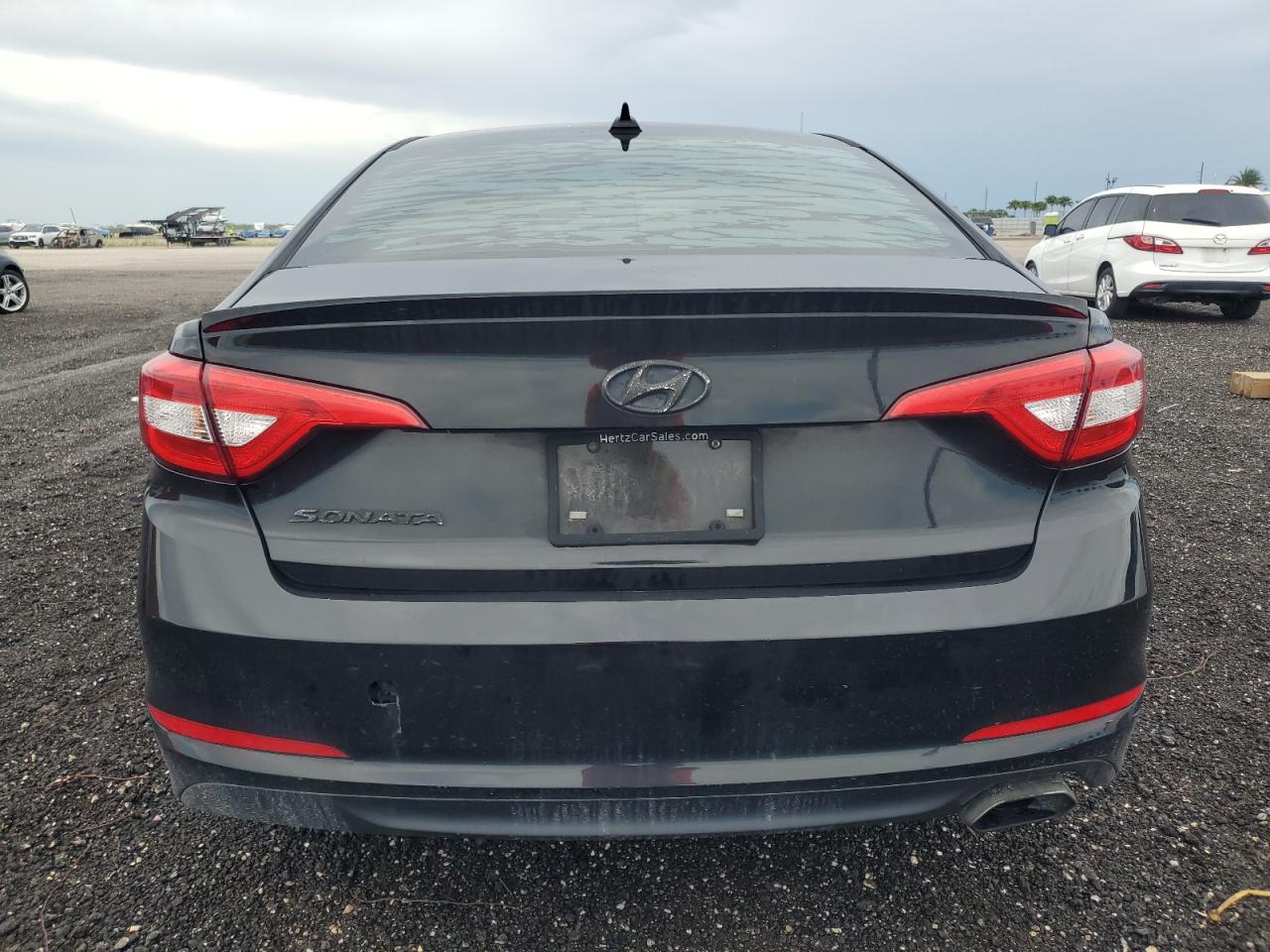 2017 Hyundai Sonata Se VIN: 5NPE24AF3HH580739 Lot: 69810315