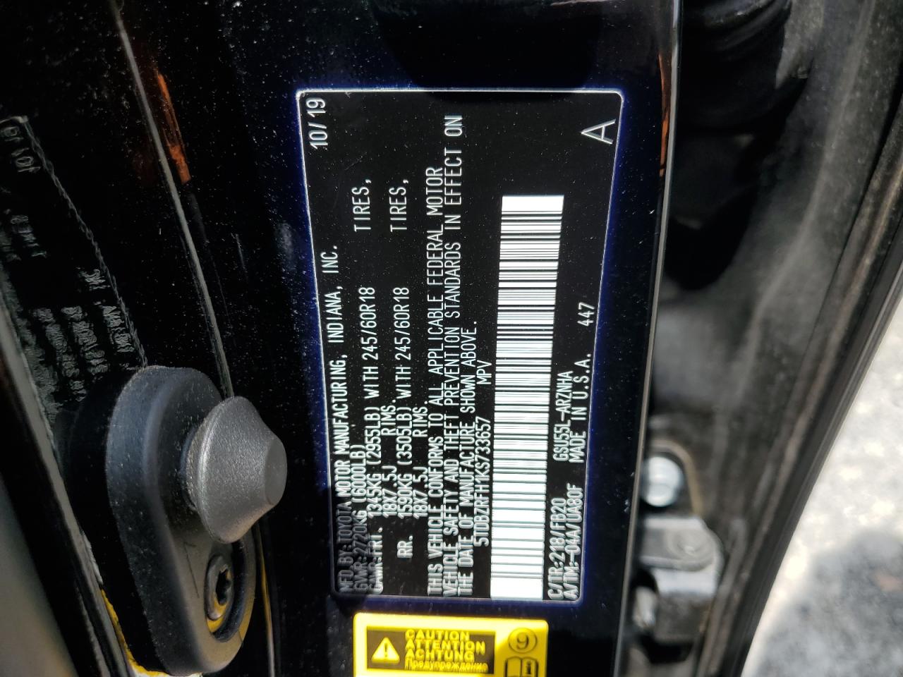 2019 Toyota Highlander Le VIN: 5TDBZRFH1KS733657 Lot: 68863895