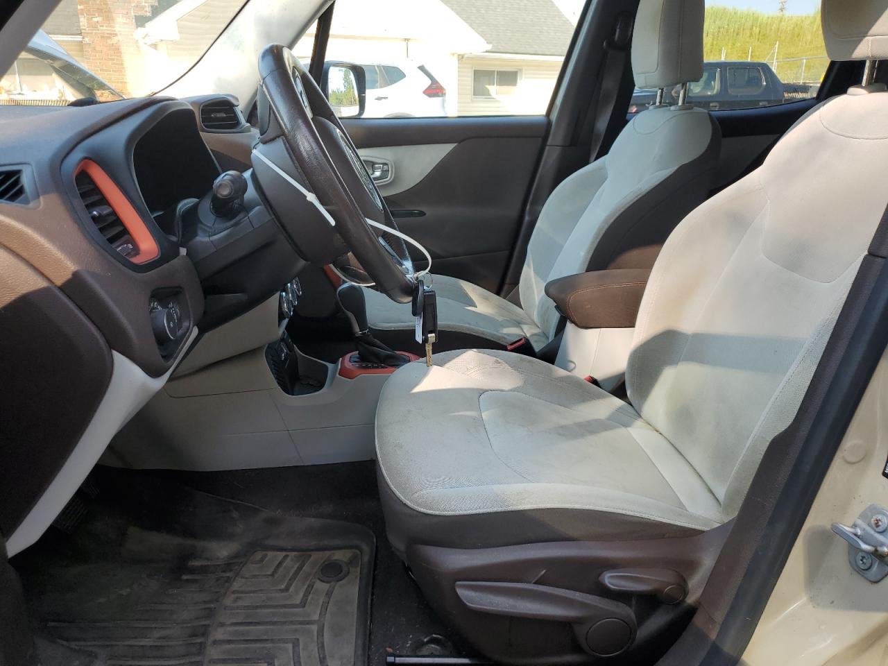 2015 Jeep Renegade Latitude VIN: ZACCJABT4FPB90959 Lot: 85255715