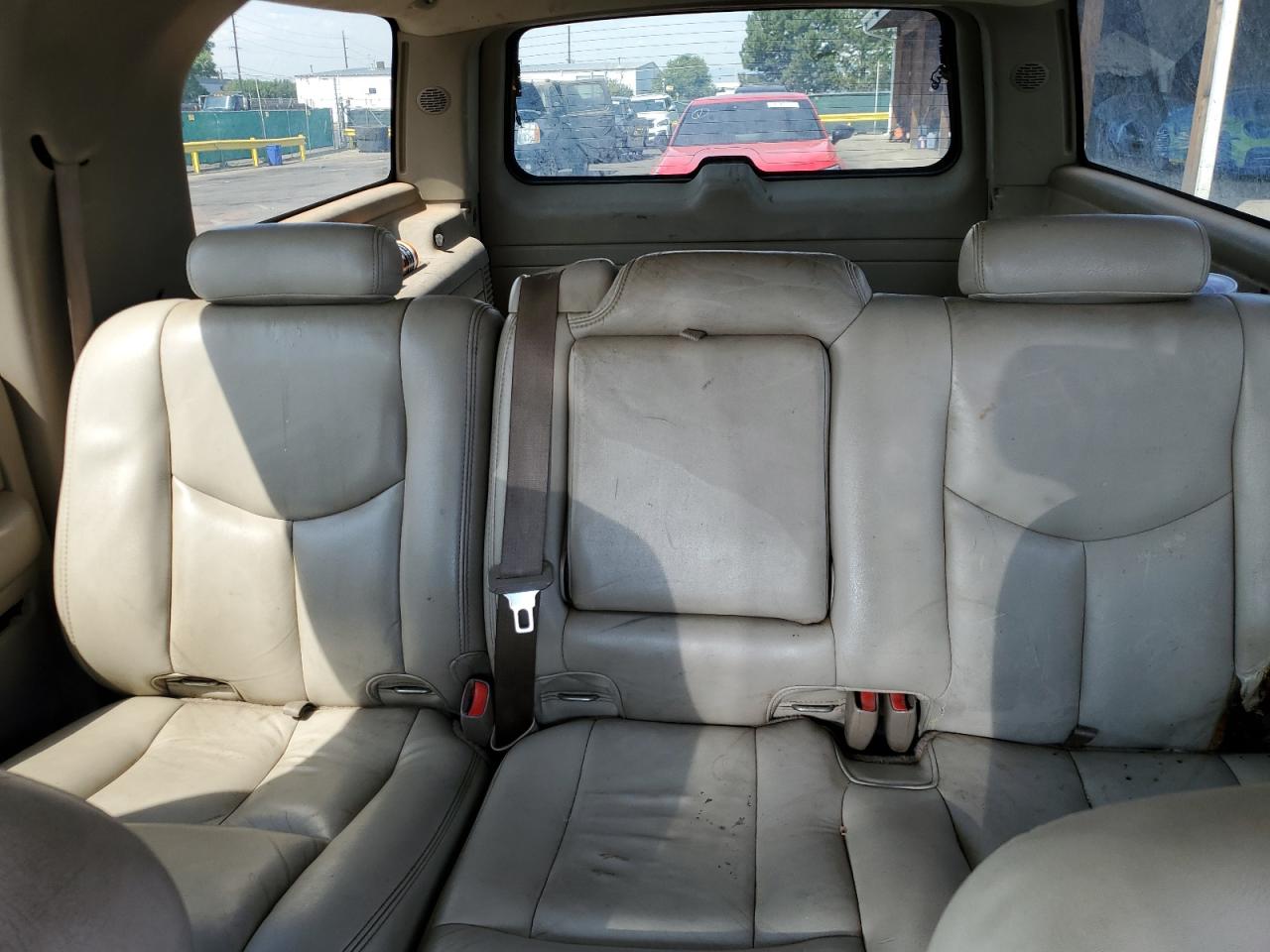 2005 Chevrolet Suburban K1500 VIN: 3GNFK16Z55G231910 Lot: 68500355