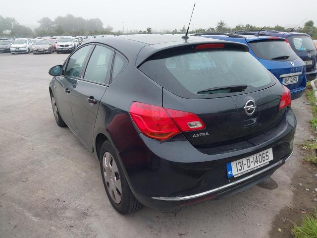 2013 OPEL ASTRA