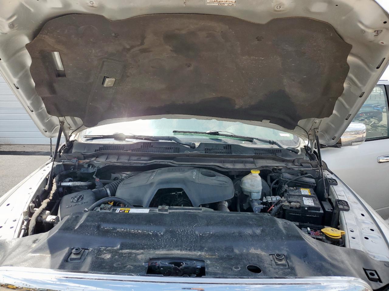 2015 Ram 1500 Laramie VIN: 1C6RR6NM7FS578001 Lot: 70468465